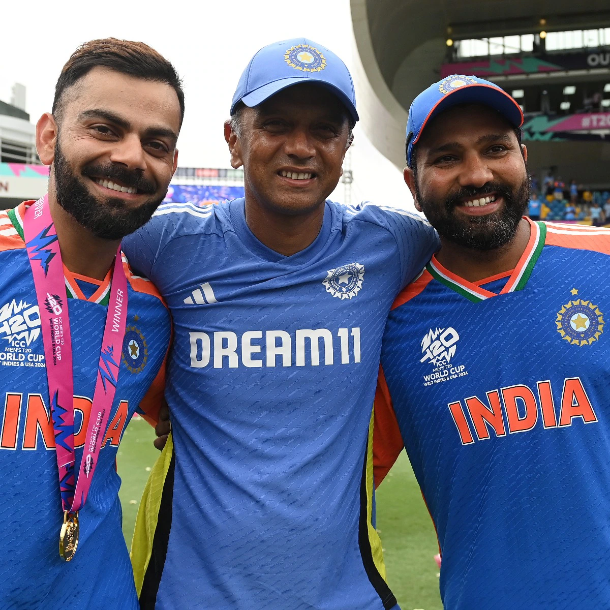 Virat Kohli, Rahul Dravid and Rohit Sharma after T20 WC win | Getty