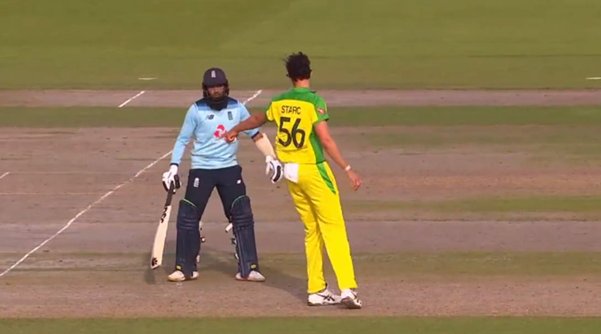 Adil Rashid was warned by Mitchell Starc for backing up too far | Screengrab