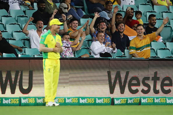 David Warner cheered by the fans at SCG | Getty Images