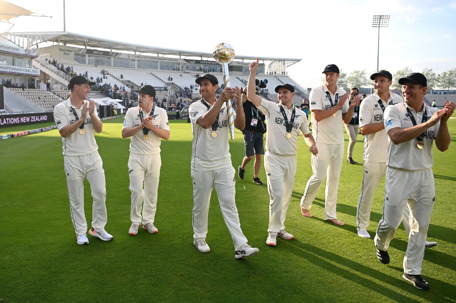 Ross Taylor celebrates World Test Championship victory with teammates | Getty Images