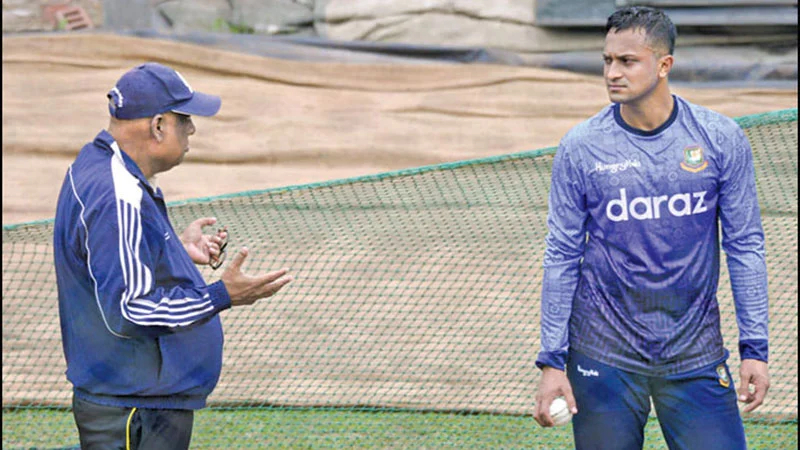 Shakib with mentor Nazmul Abedeen Faheem | X