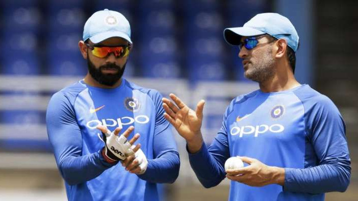 Virat Kohli defines his rapport with MS Dhoni in two words after asked by a fan