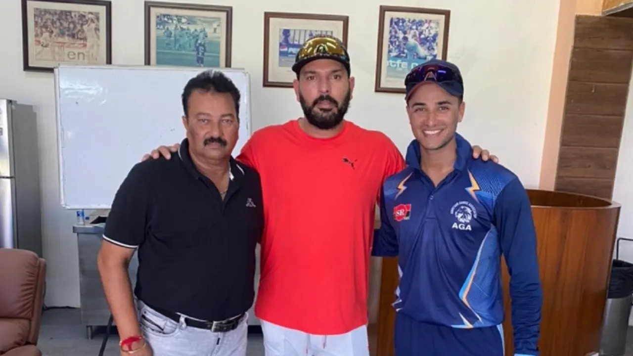 Abhishek Sharma, with his father and Yuvraj Singh | Instagram