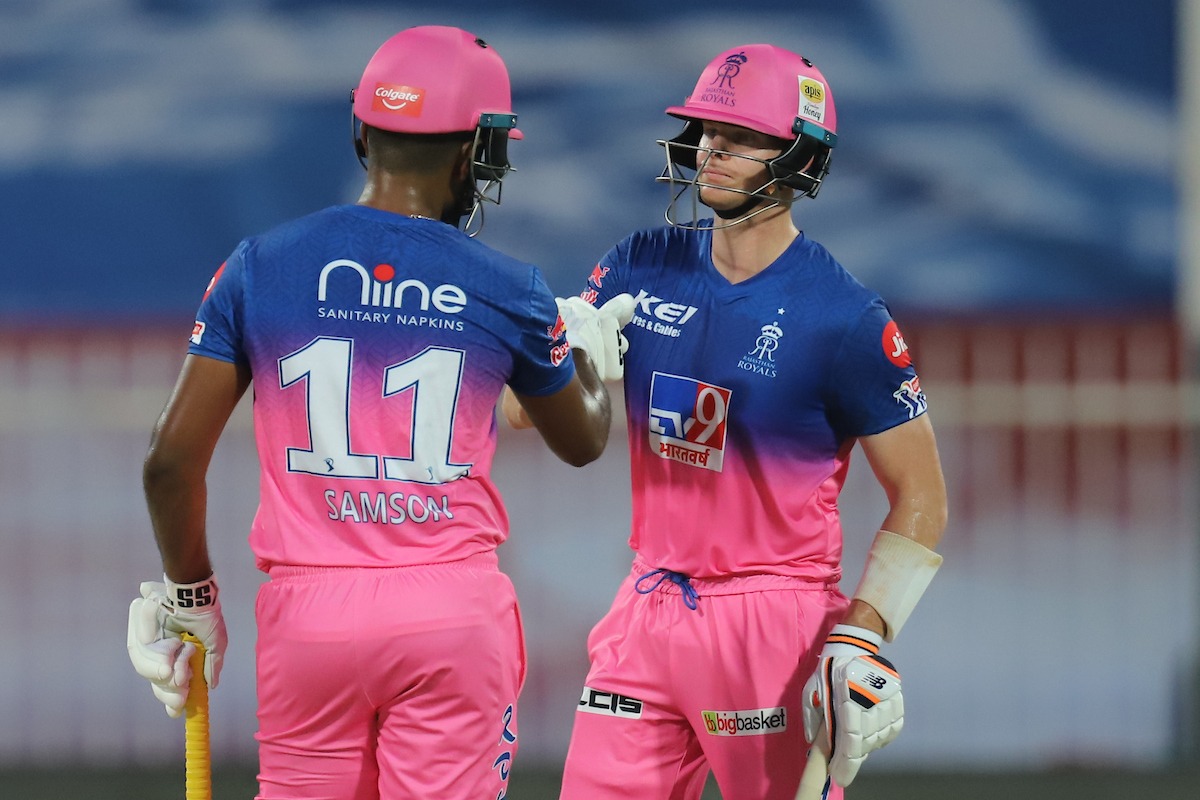 Sanju Samson and Steven Smith (Photo - IANS) 