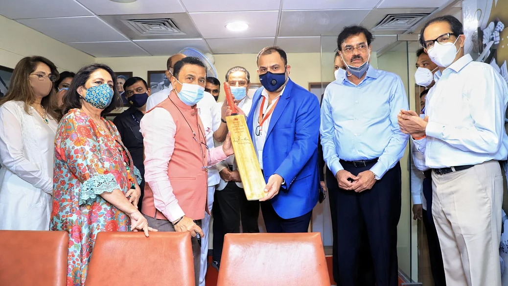 MCA honours Sunil Gavaskar with Hospitality Box, Dilip Vengsarkar with Stand at Wankhede Stadium