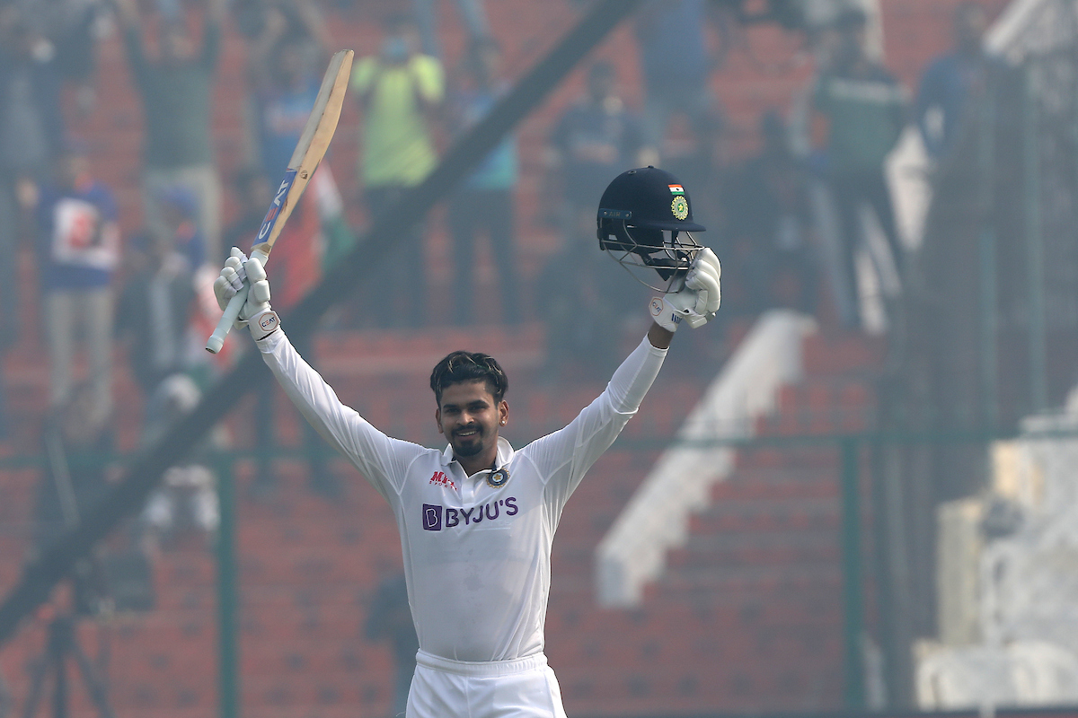 Shreyas Iyer celebrates his maiden Test ton | BCCI