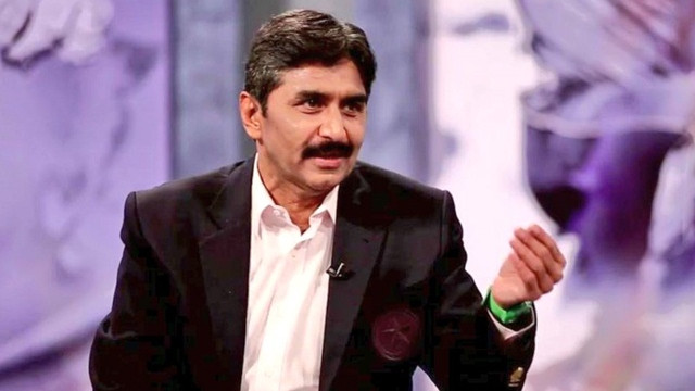 'It's shameful, people like me are literally sitting here'- Javed Miandad slams PCB for not using his services