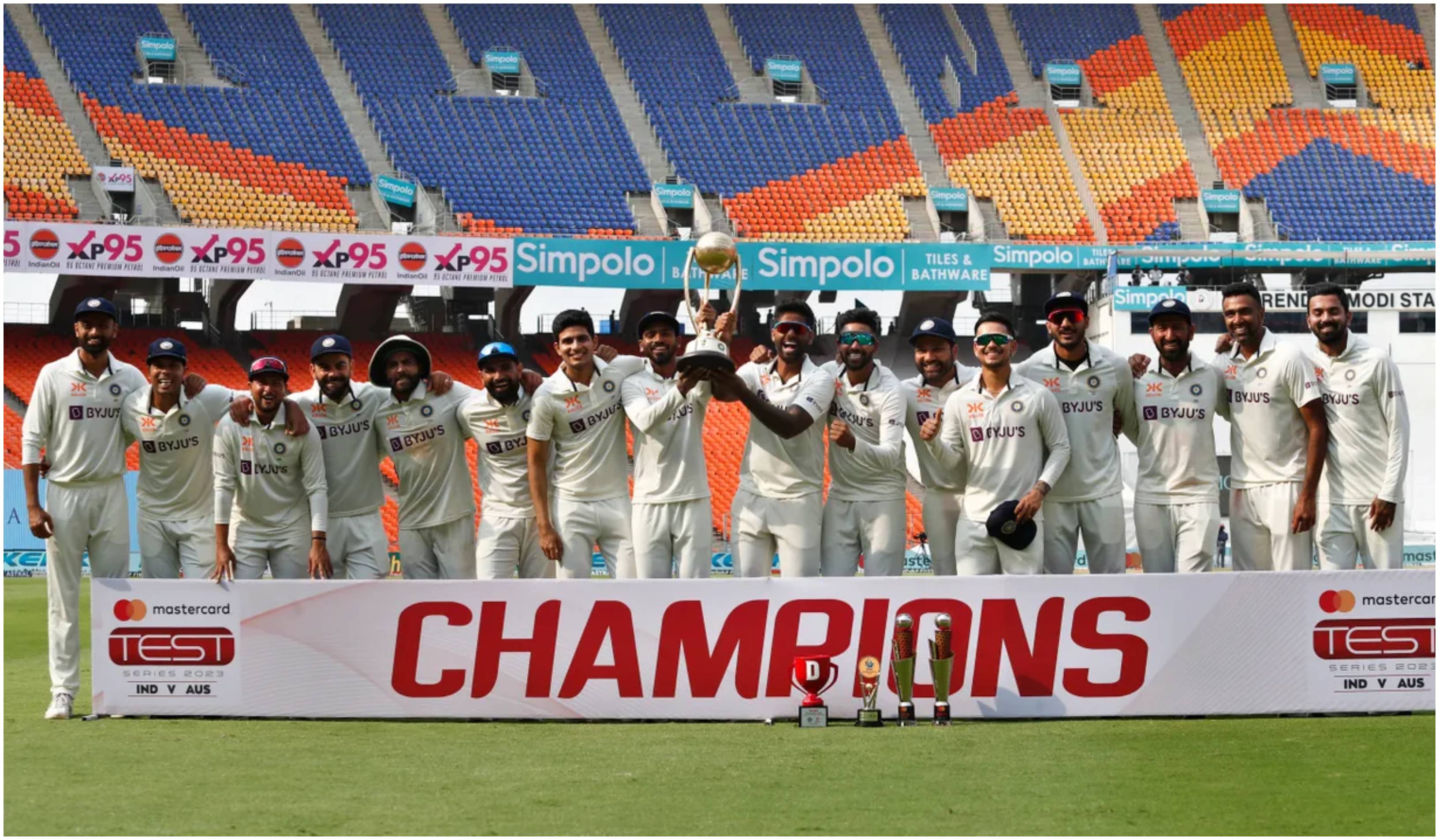 Indian players posing with Border-Gavaskar Trophy | BCCI