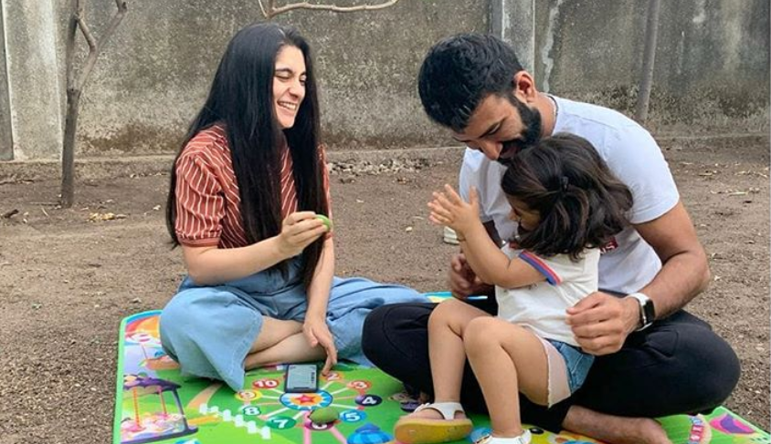 Cheteshwar Pujara with his family | Instagram