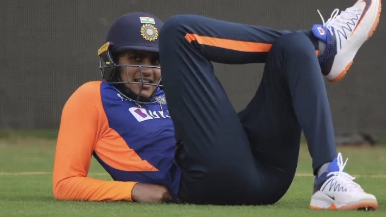 IND v ENG 2021: Shubman Gill posts a hilarious self featured 'meme' from training session