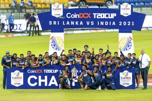 Sri Lanka celebrating T20I series win | Getty