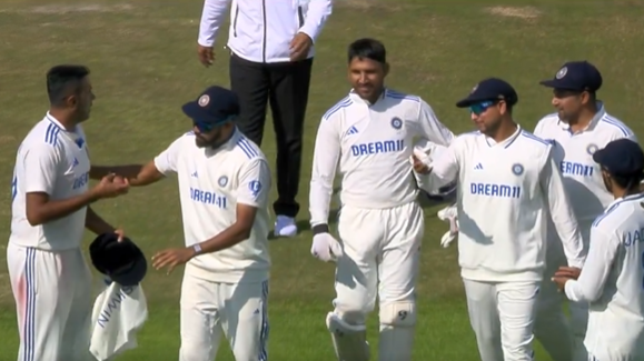 IND v ENG 2024: WATCH- Kuldeep Yadav's heartwarming gesture for Ashwin; senior spinner eventually has his way