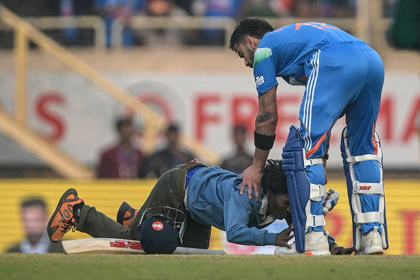A pitch invader touched Virat Kohli's feet during Ranchi ODI | Getty