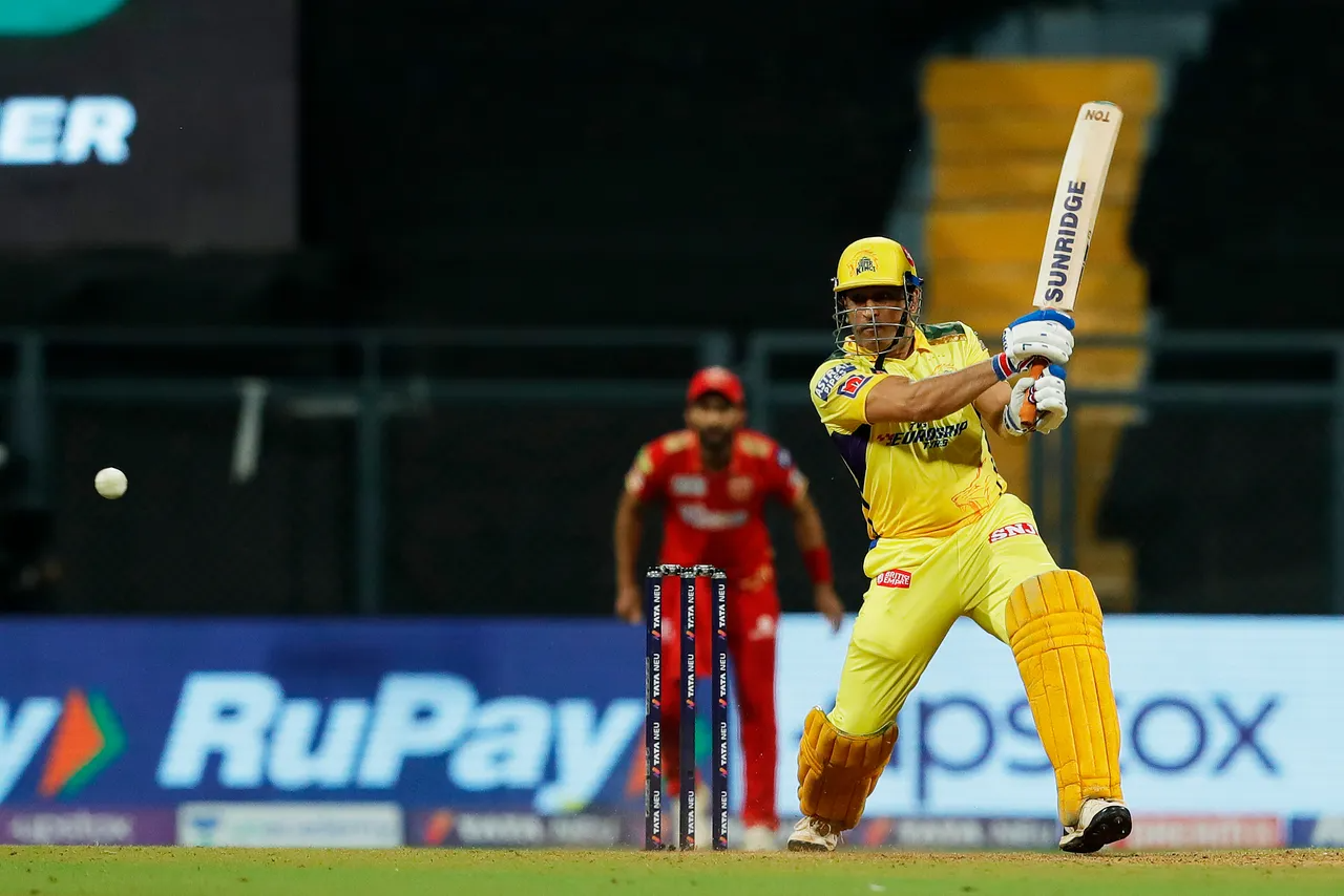 MS Dhoni scored 12 runs of 8 balls | BCCI-IPL