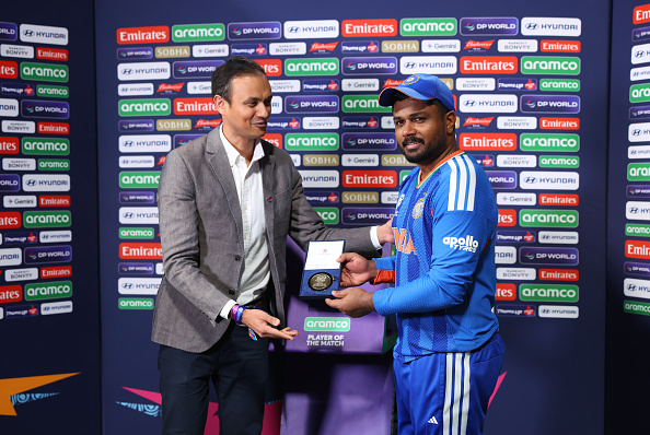 Sanju Samson with Player of the Match award | Getty