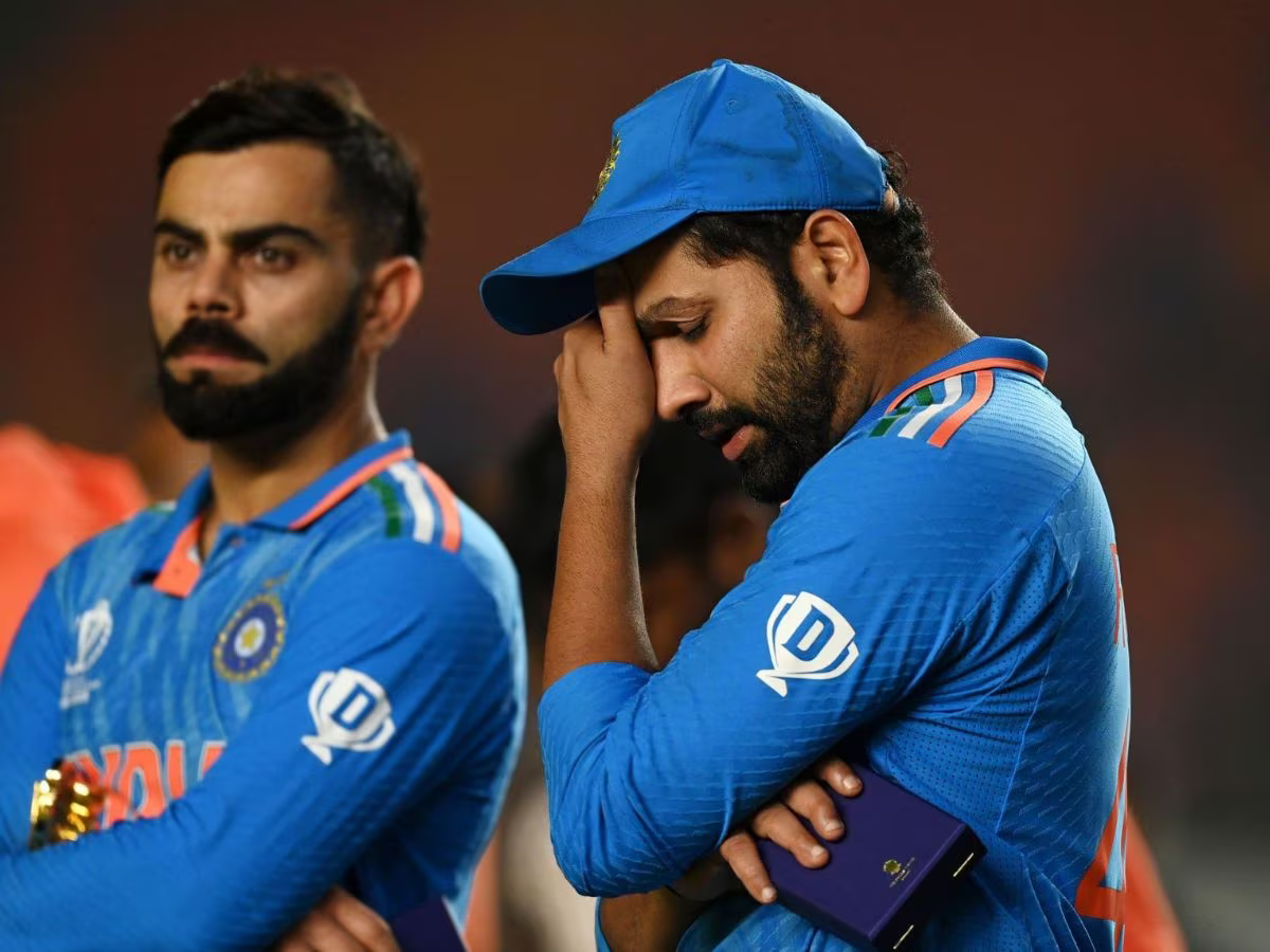 A dejected Virat Kohli and Rohit Sharma during CWC 2023 final | Getty