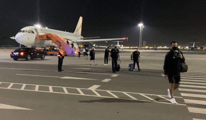 New Zealand players arriving in Dubai from Islamabad in Pakistan | NZ Twitter