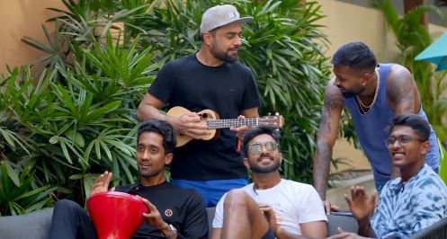 GT players enjoying musical session | GT Twitter