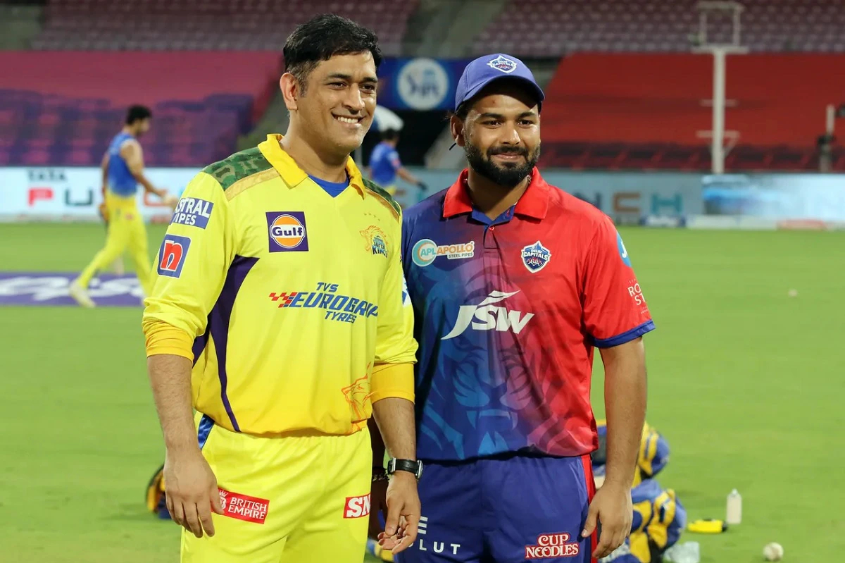 Rishabh Pant and MS Dhoni | X