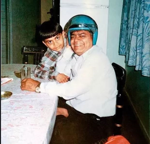 A young Virat Kohli with his father Prem