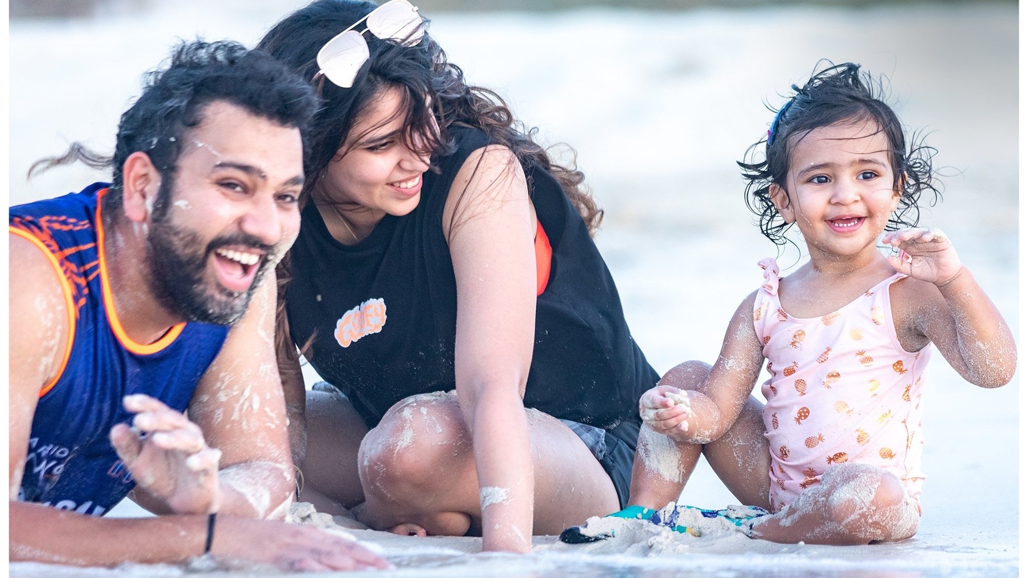 IPL 2020: PICS - Mumbai Indians enjoy family beach time; Rohit Sharma clicked with daughter and wife