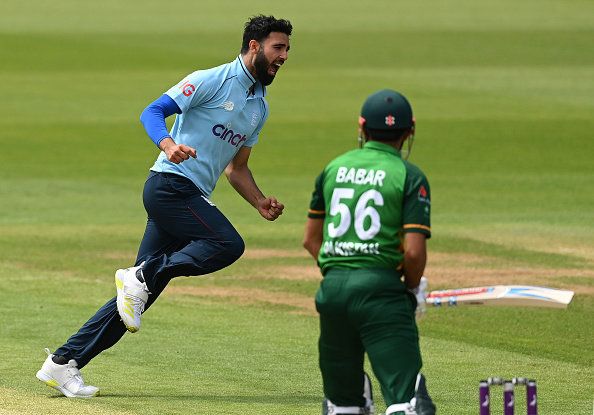 Saqib Mahmood celebrates Babar Azam's wicket | Getty Images
