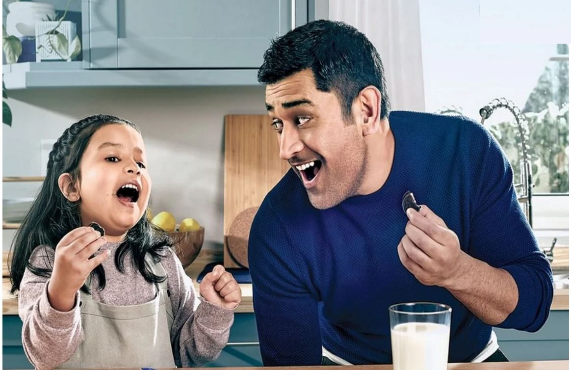 Ziva and MS Dhoni will be seen in an ad of Oreo bsicuits