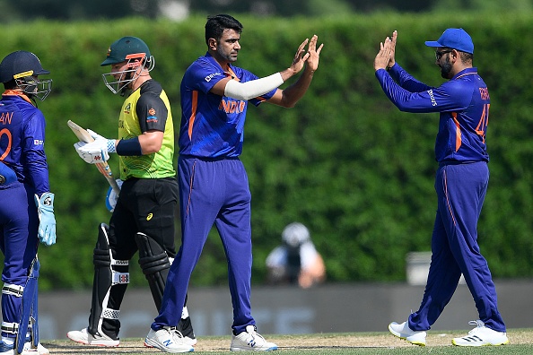 Sanjay Bangar opted for Ashwin over Varun vs NZ | Getty