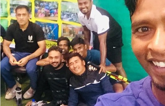 MS Dhoni with Tennis players | Twitter
