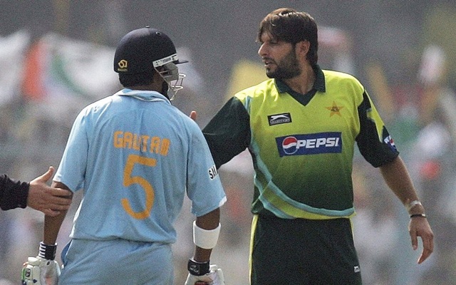 Gautam Gambhir and Shahid Afridi having a go at each other