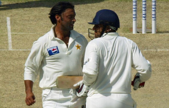 Shoaib Akhtar and Virender Sehwag | Getty