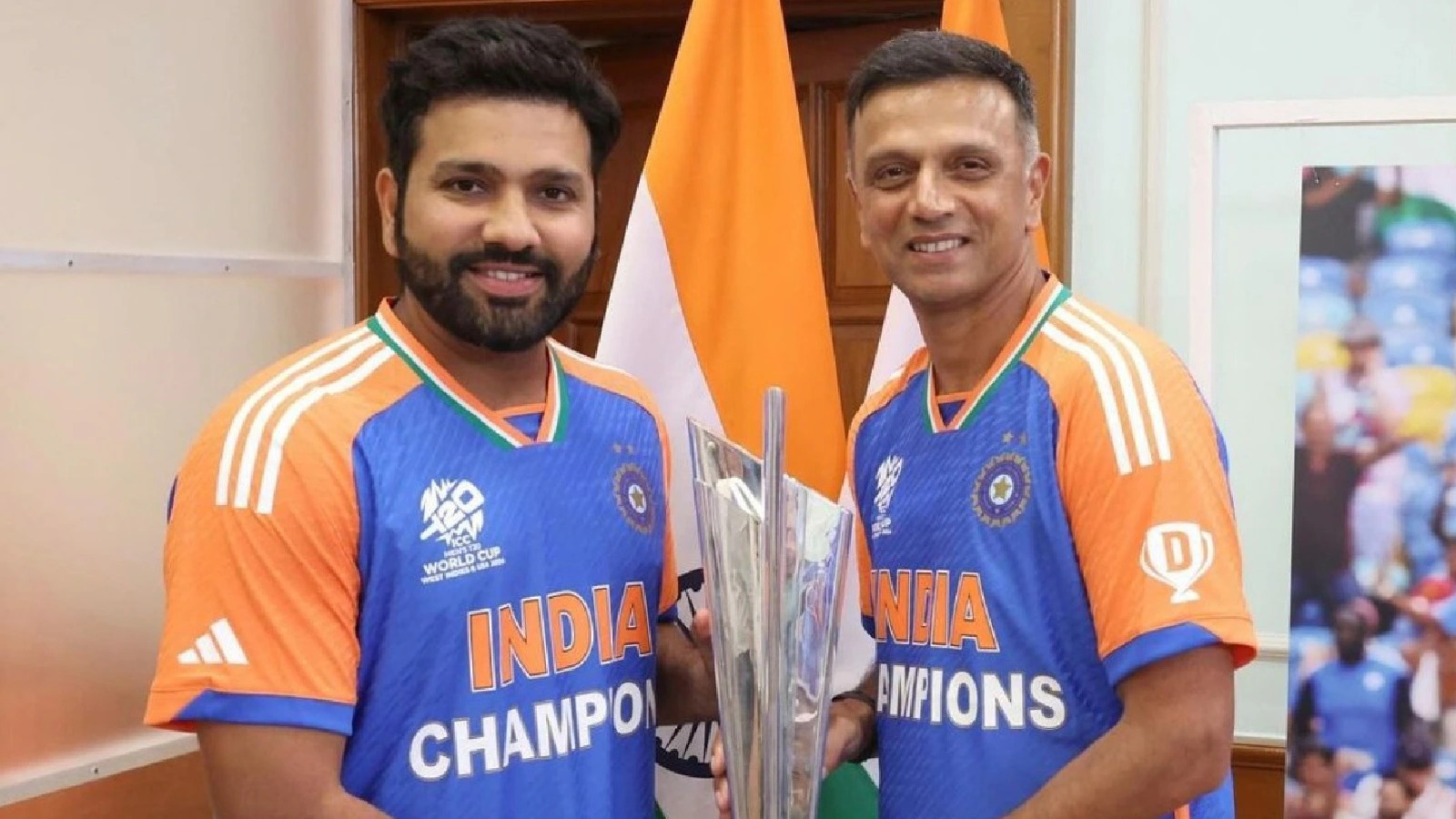 Rohit Sharma and Rahul Dravid with the T20 World Cup trophy | BCCI X