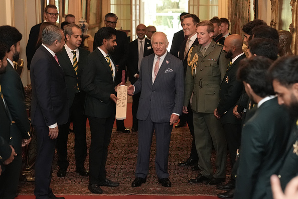 Babar Azam gifting a signed bat to England's King Charles | Getty