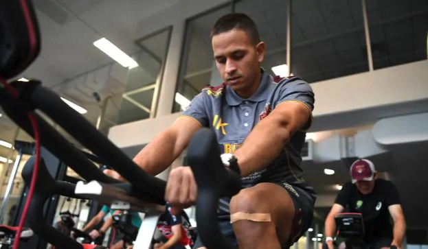 Usman Khawaja is recovering from a knee injury | AAP