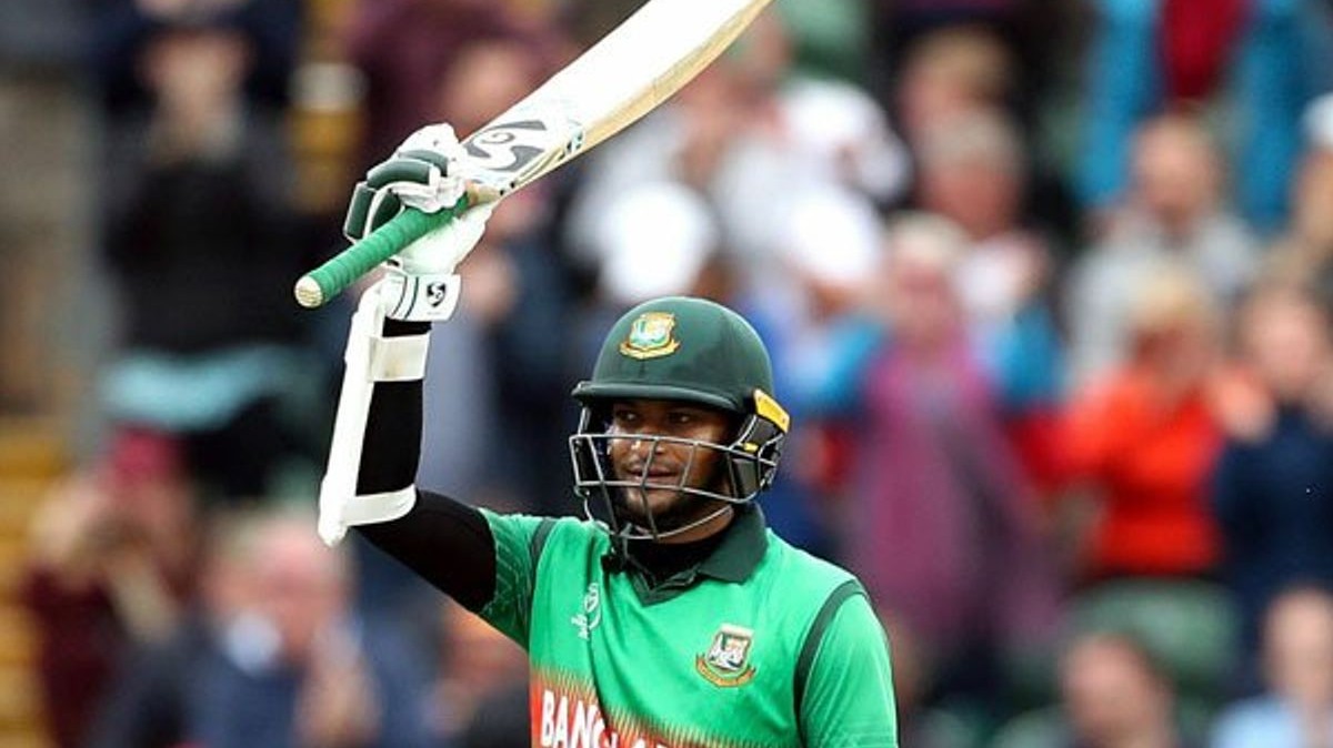 Shakib Al Hasan's 2019 World Cup bat fetches $24,000 in fight against COVID-19 pandemic 