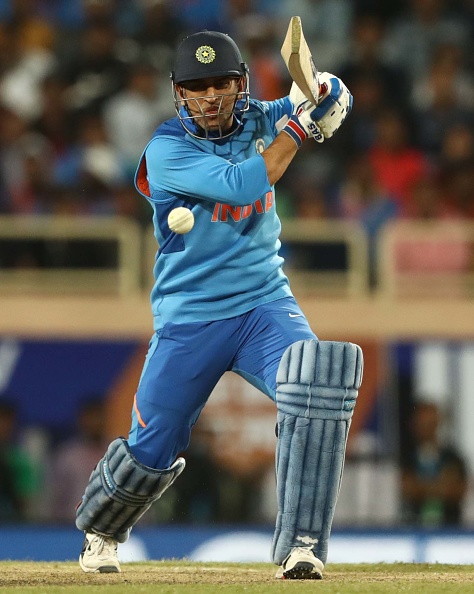 IND V AUS 2019: WATCH - MS Dhoni's Six That Won Hearts Of The Crowd In ...