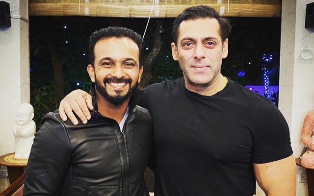 Kedar Jadhav with Salman Khan