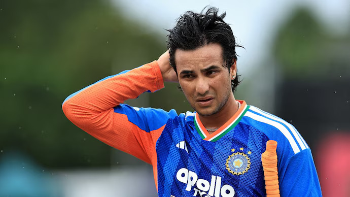 Abhishek Sharma managed 1, 8 and 2 runs in three T20Is against Zimbabwe | Getty