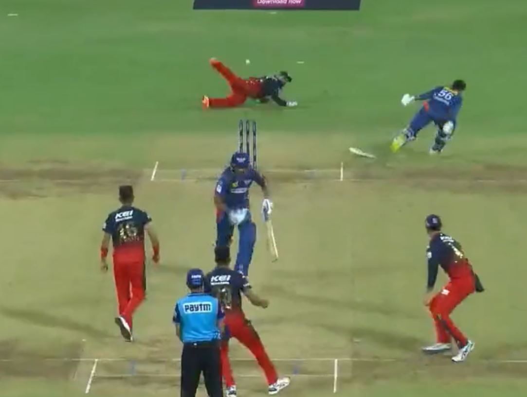 Karthik fumbled the ball and gave enough time for Avesh to complete the run  | Twitter