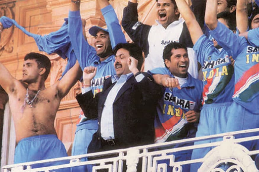 VVS Laxman shared Ganguly's celebration picture at Lord's balcony | Twitter
