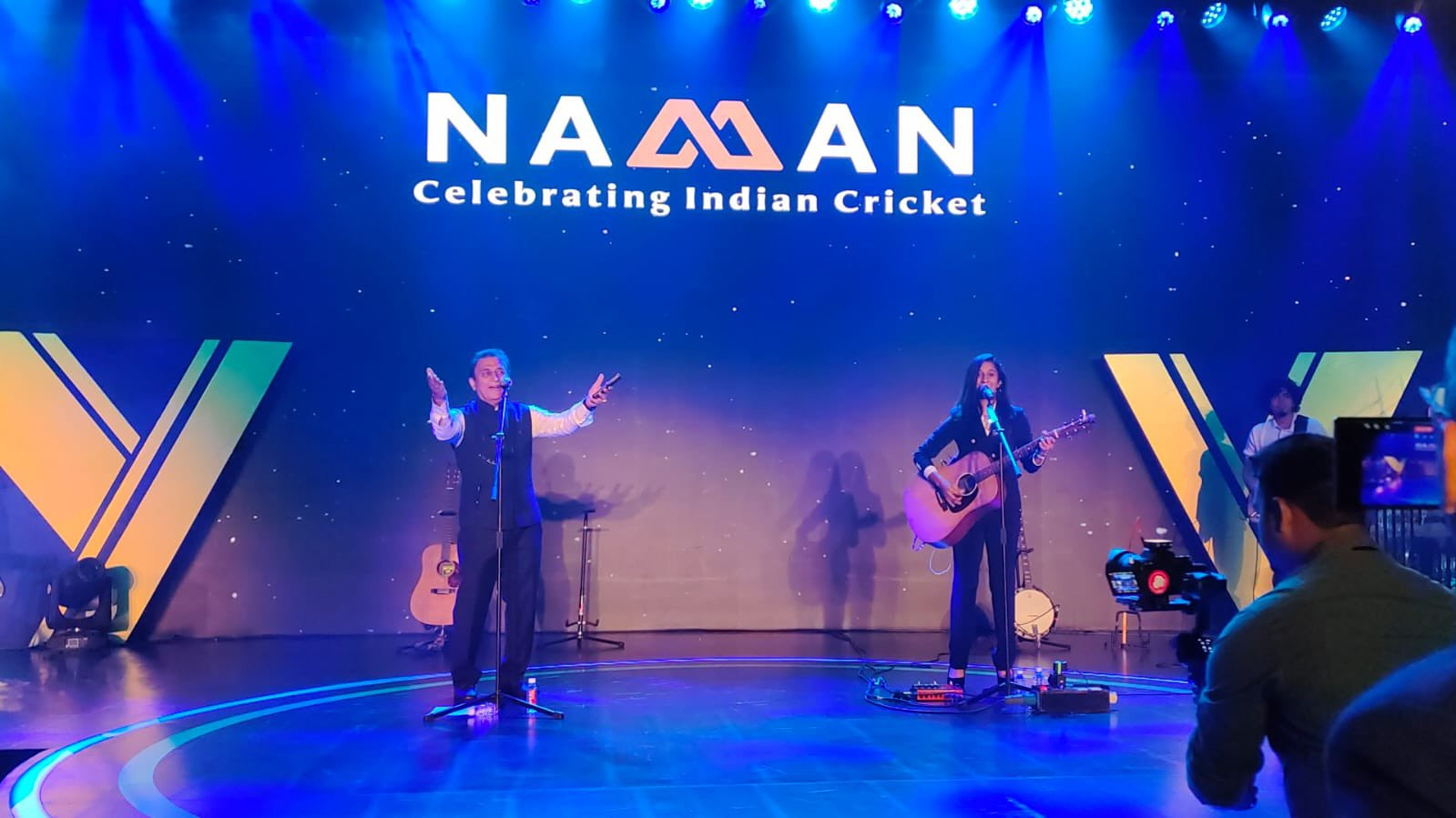 WATCH: Sunil Gavaskar, Jemimah Rodrigues give special musical performance at BCCI’s annual awards function