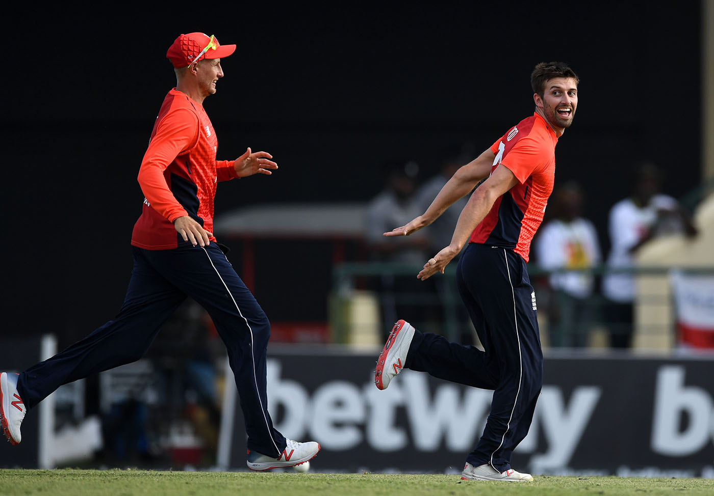 Joe Root and Mark Wood in T20I | Getty Images