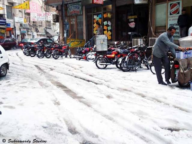 A snowfall in Lahore last year | Twitter