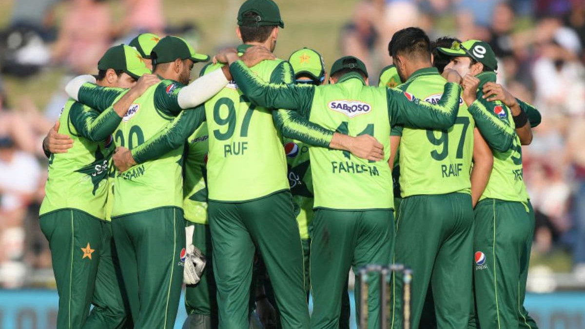 PAK v SA 2021: Pakistan announce T20I squad for South Africa series; Hafeez, Imad, Fakhar missing