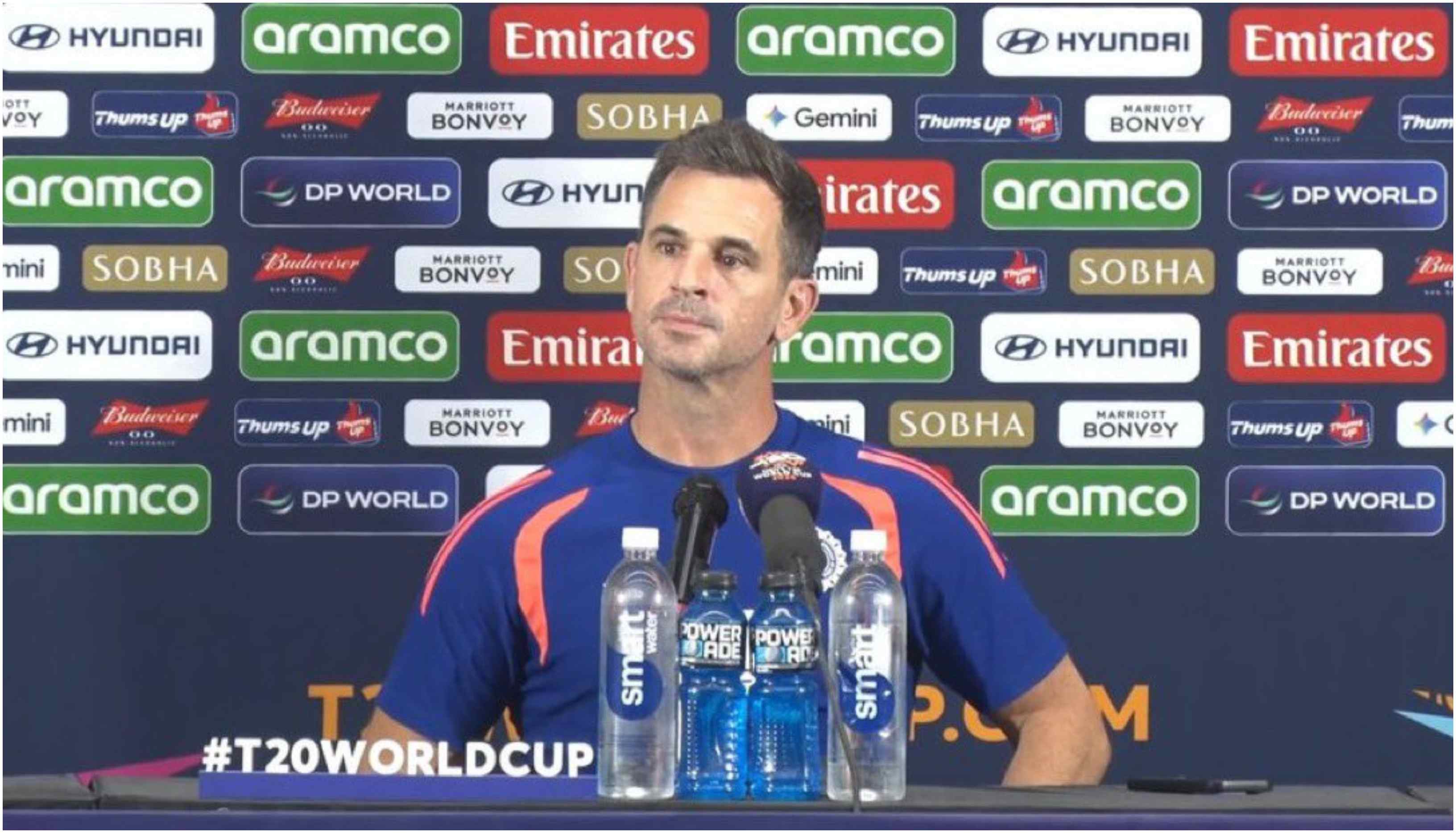 Ryan ten Doeschate | X