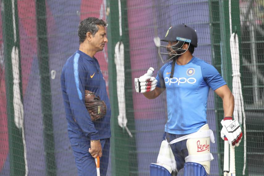 Sanjay Bangar with Kedar Jadhav | AP