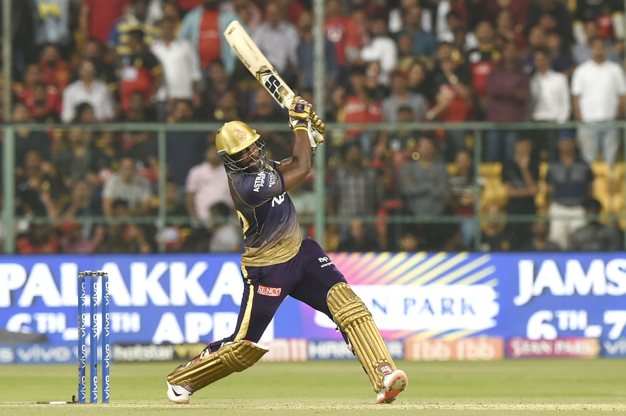 Kolkata Knight Riders: Andre Russell can even score a double hundred if he  bats at number 3 in IPL 2020: KKR mentor David Hussey