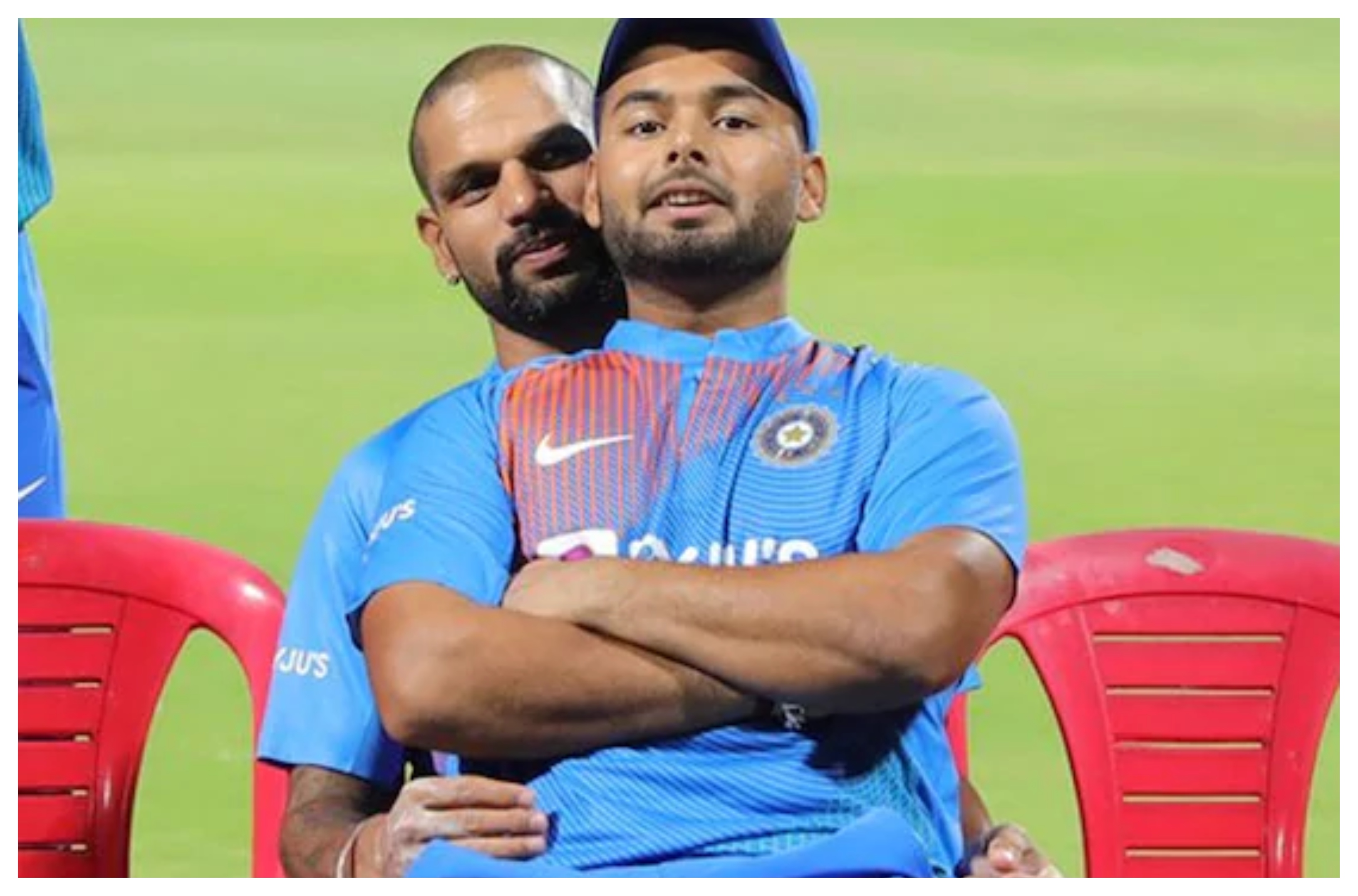 The photo of Rishabh Pant sitting on Shikhar Dhawan's lap went viral on social media | Twitter