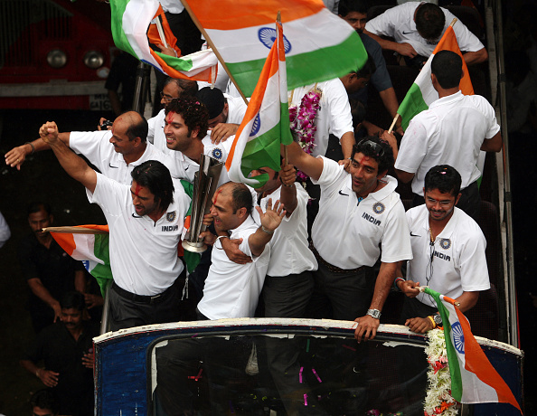 India's 2007 World T20 winners in an open bus on return to India | Getty