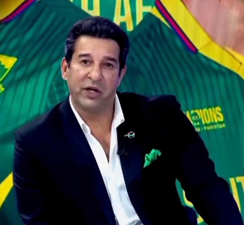 Wasim Akram had an epic reply to a fan calling his remarks stupid | X